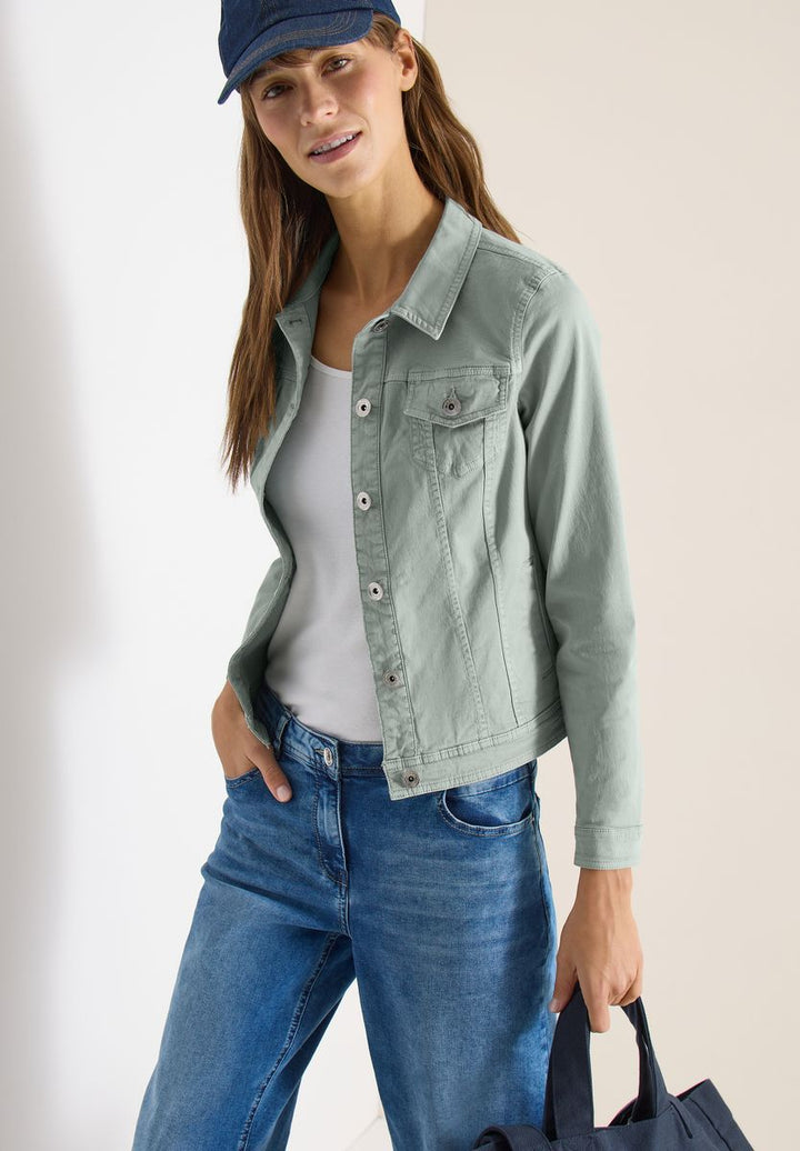Jeansjacke mit Brusttaschen und Knöpfen