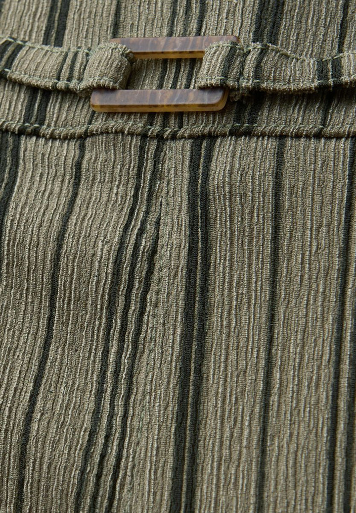 Wide Leg Hose mit Gürteldetail