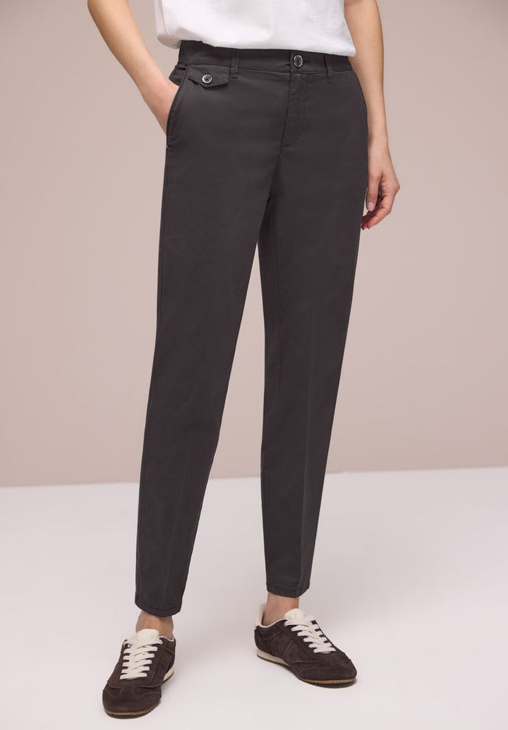 Chino im Casual Fit in softer Qualität
