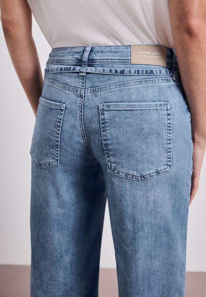 Mid Waist Wide Leg Jeans im Loose Fit