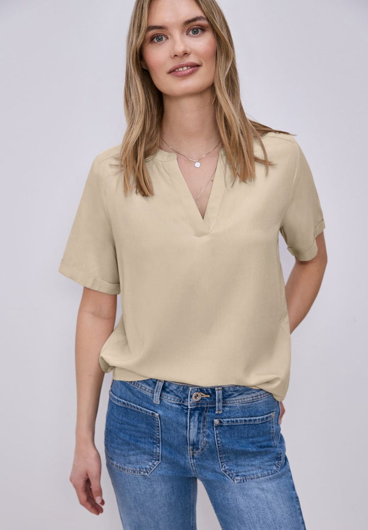Kurzarm Bluse mit Turn-Up