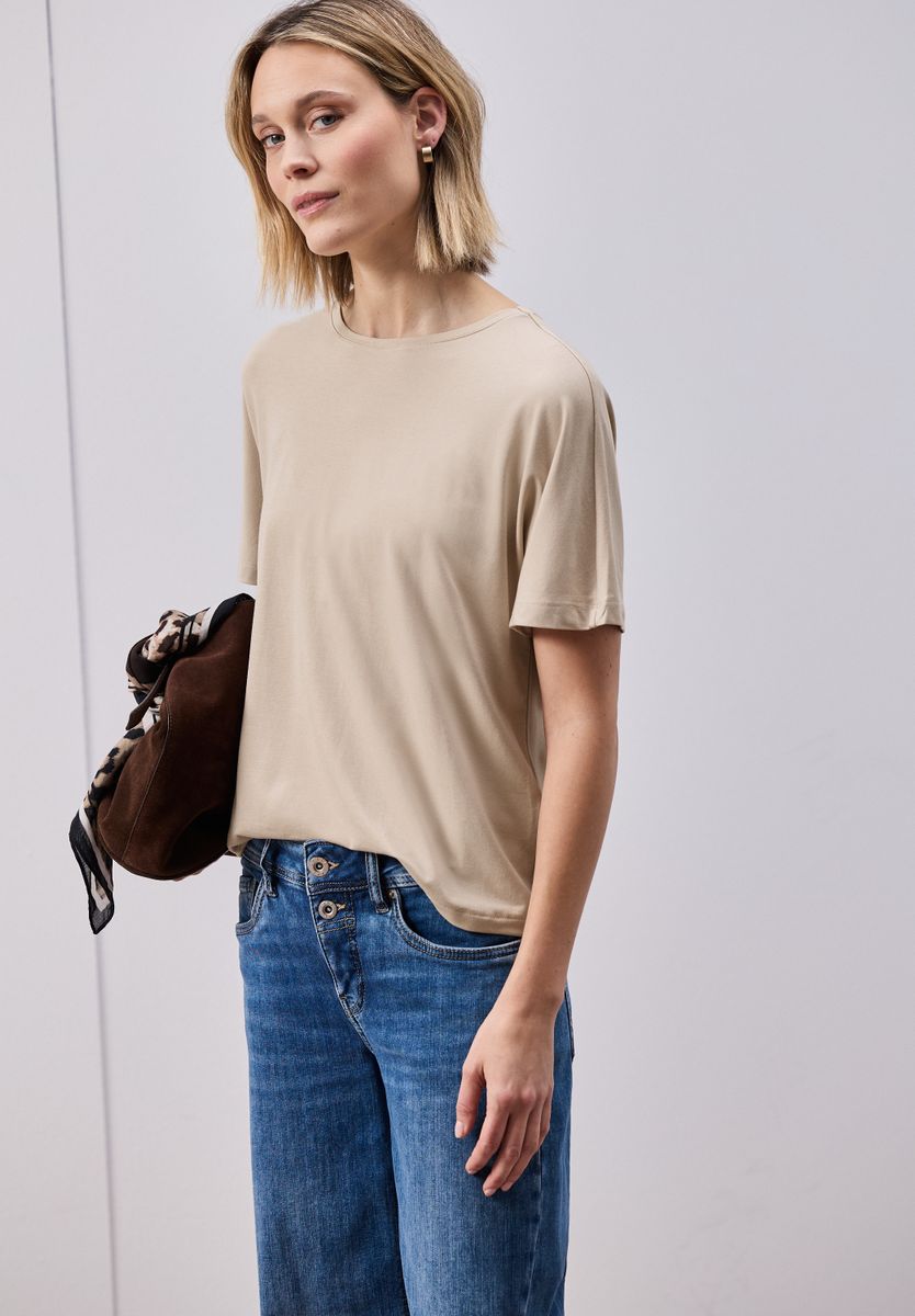 Basic T-Shirt mit Dropped Shoulders