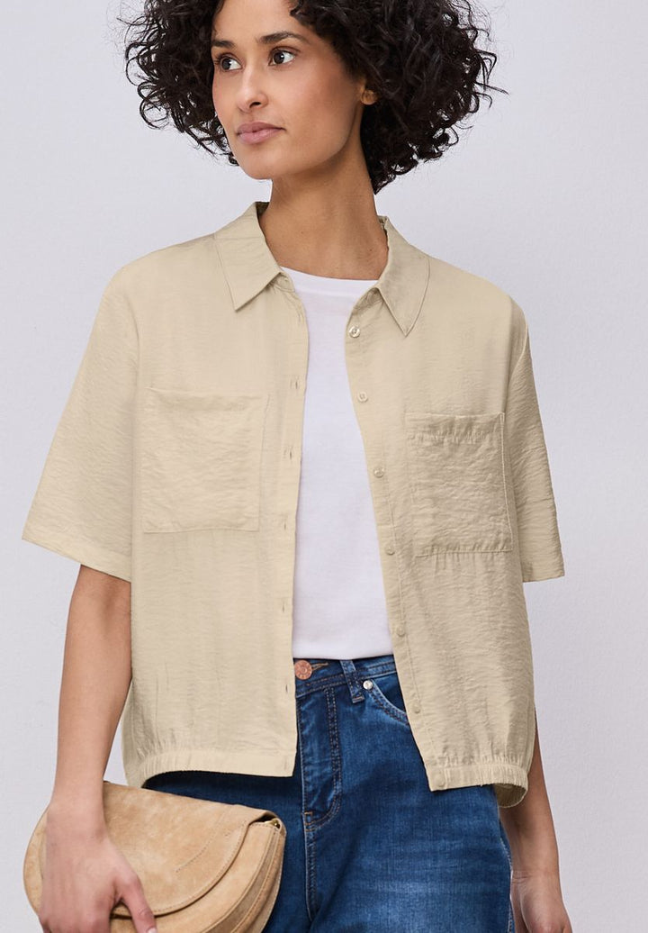 Kurzarm Bluse mit Elastiksaum