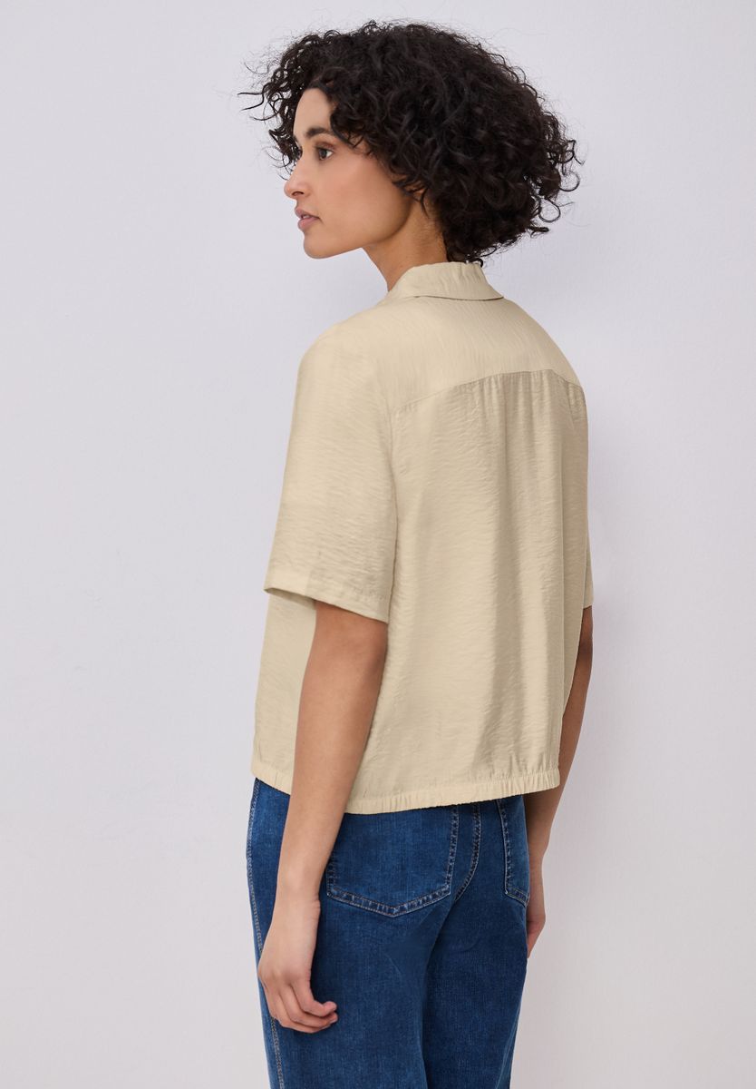 Kurzarm Bluse mit Elastiksaum