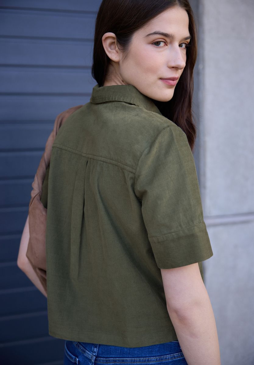 Kurzarm Bluse in Cord-Qualität