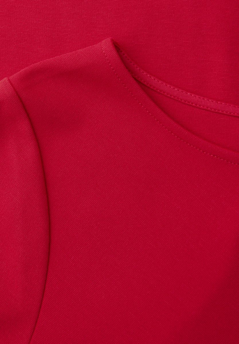 Midi-Kleid mit Knotendetail