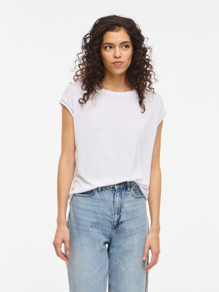VIMODALA C/S O-NECK DETAIL TOP - NOOS