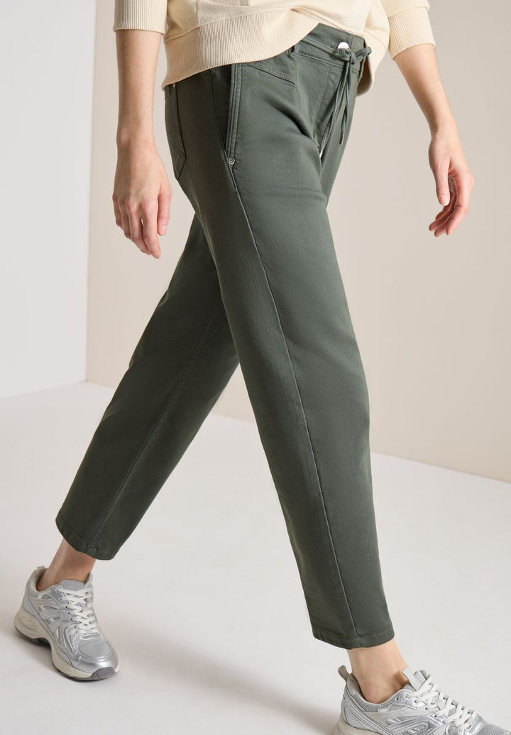 Mid Waist Slim Leg Hose im Loose Fit