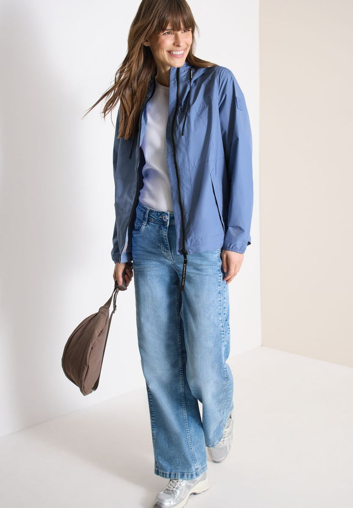 Jacke mit Kapuze und Tunnelzug