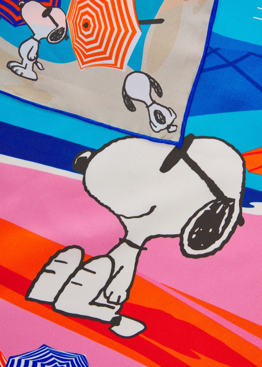 Luxuriöses Nicki Tuch aus reiner Seide mit Snoopy-Motiv