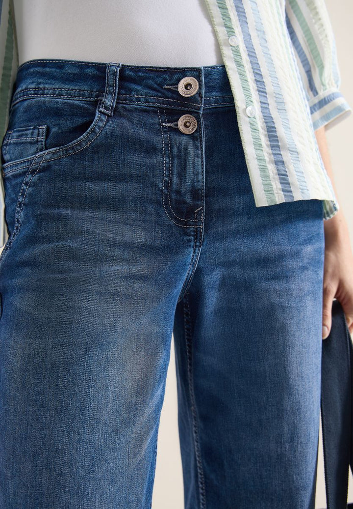 High Waist Wide Leg Jeans im Loose Fit