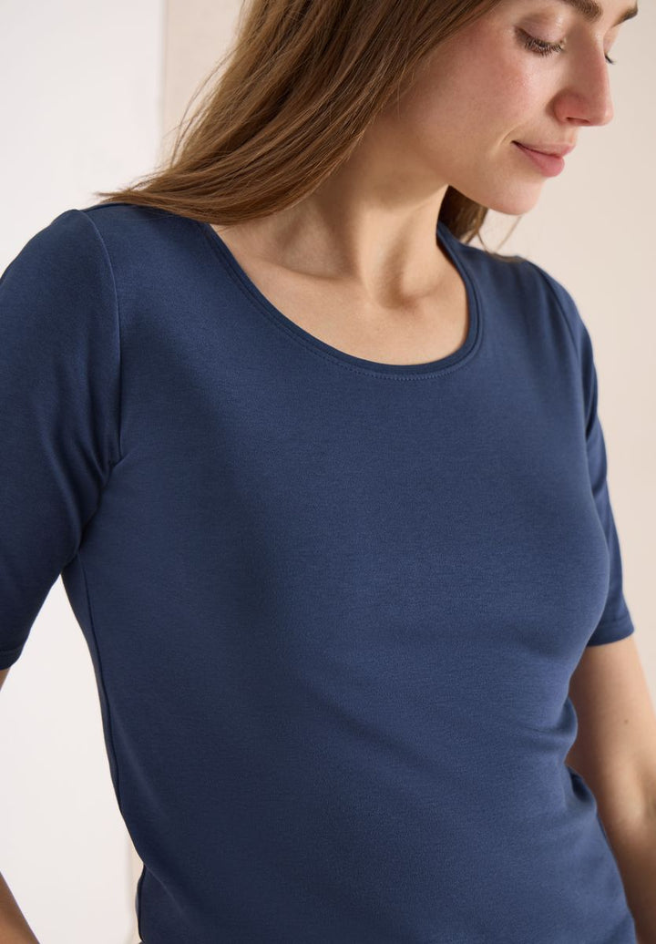 Basic T-Shirt mit Rundhals in Unifarbe