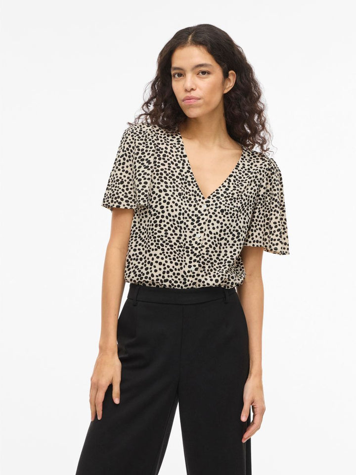 VIGRACE V-NECK S/S SHIRT - NOOS