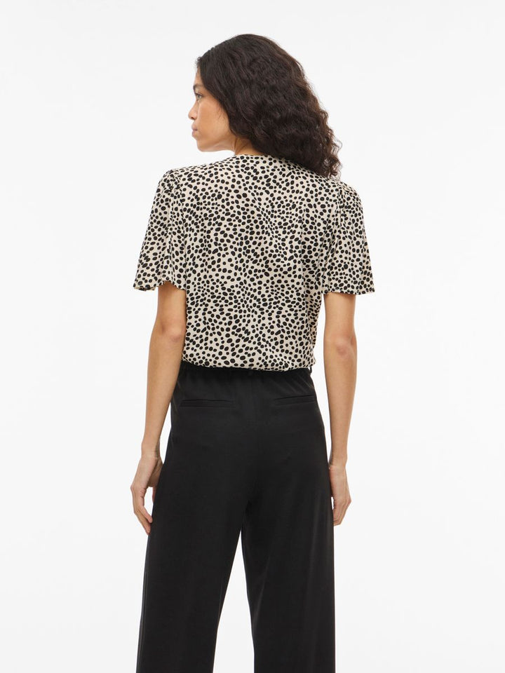 VIGRACE V-NECK S/S SHIRT - NOOS