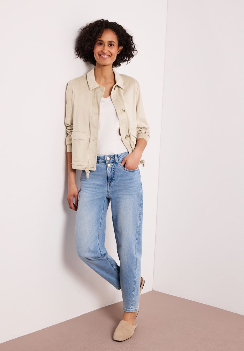 Jacke aus Velours mit Knopfleiste