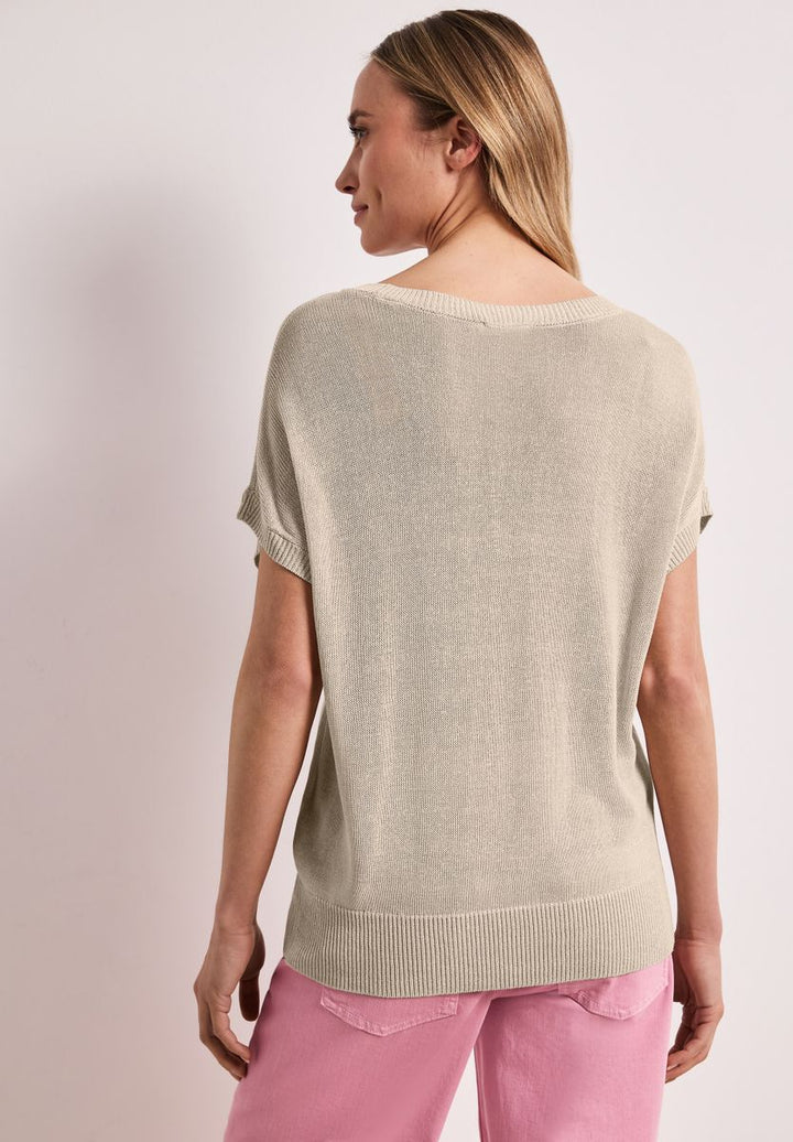 Pullover mit U-Boot-Ausschnitt