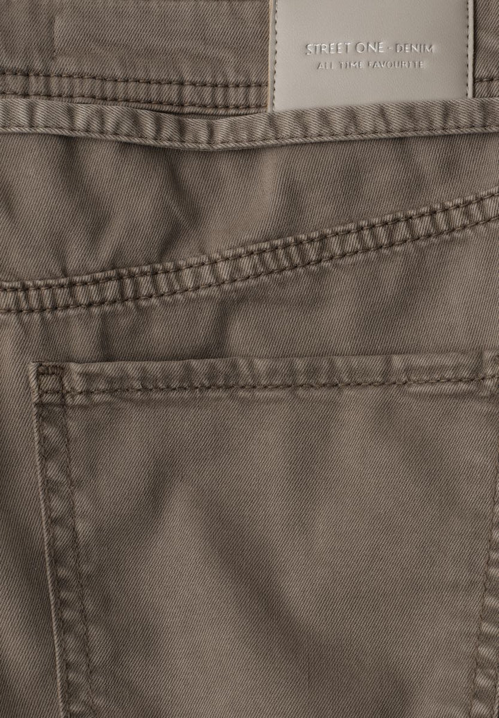 Wide Leg Jeans mit Gürteldetail