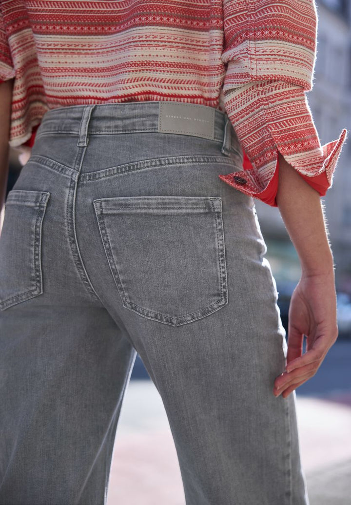 High Waist Wide Leg Jeans im Loose Fit