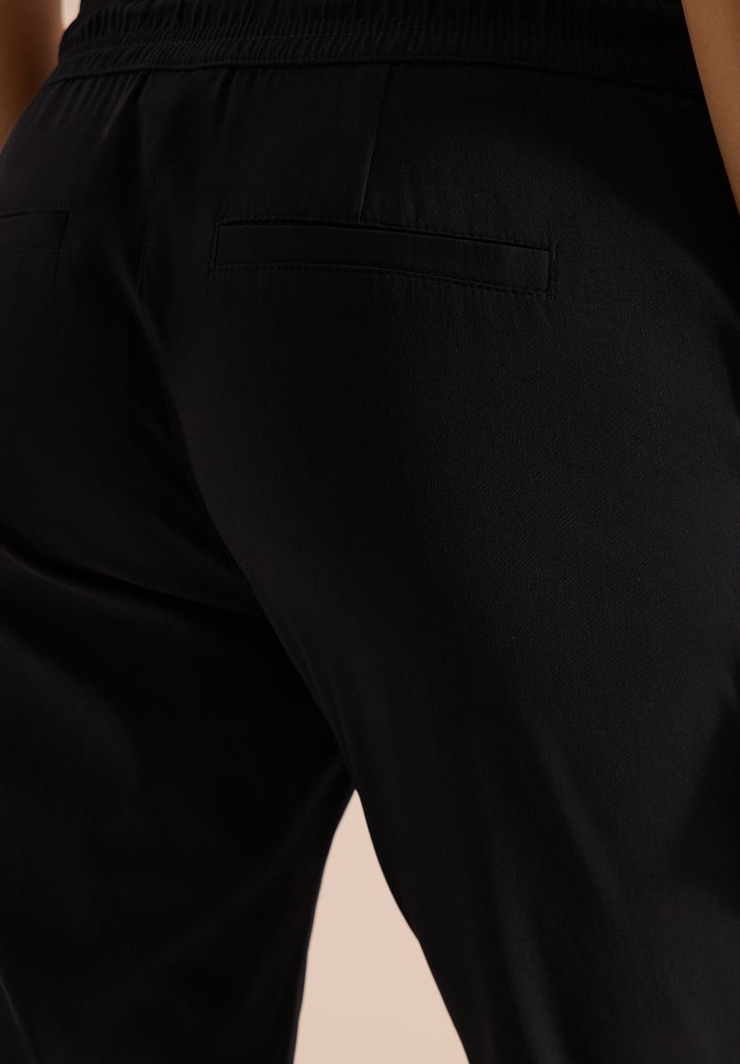 Mid Waist Slim Leg Hose im Casual Fit