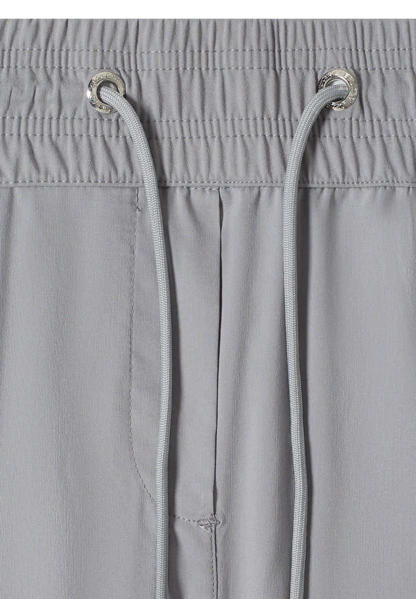 Mid Waist Slim Leg Hose im Casual Fit