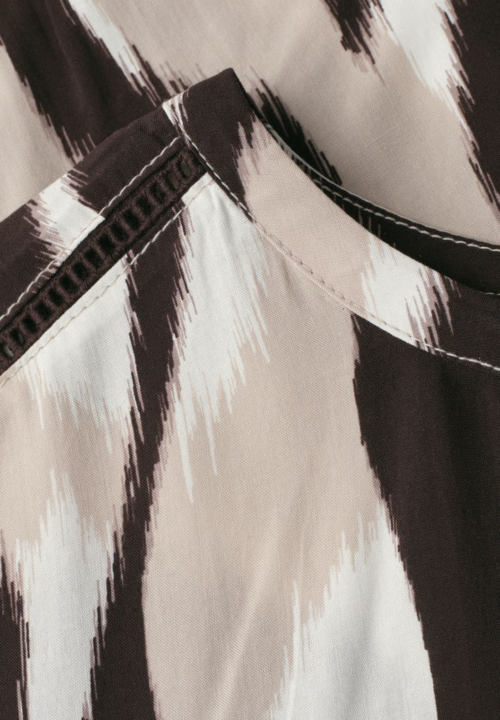 Dropped Shoulder Bluse mit Tapedetails