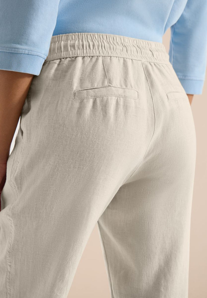 Slim Leg Hose aus Leinen im Casual Fit