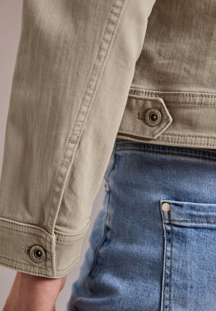 Jacke im Colored-Denim-Look mit Taschen