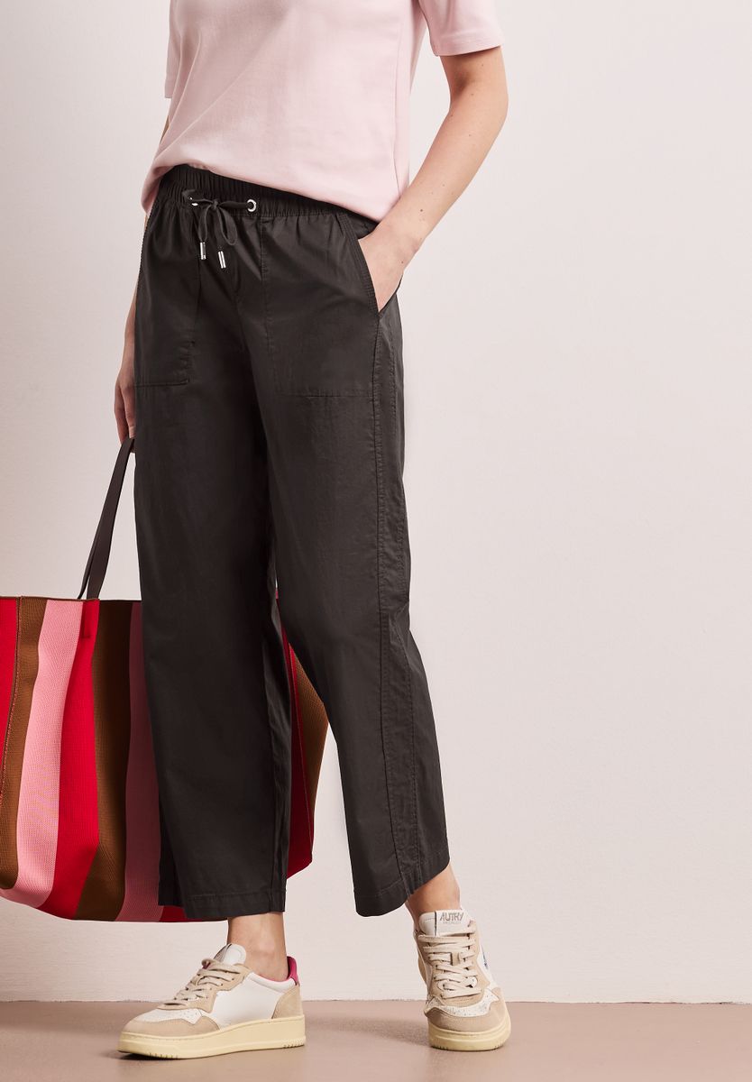 Straight Leg Hose in Hose Papertouchware