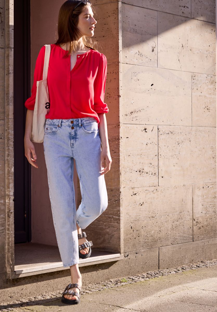 3/4-Arm Bluse mit Rundhals und Knöpfen