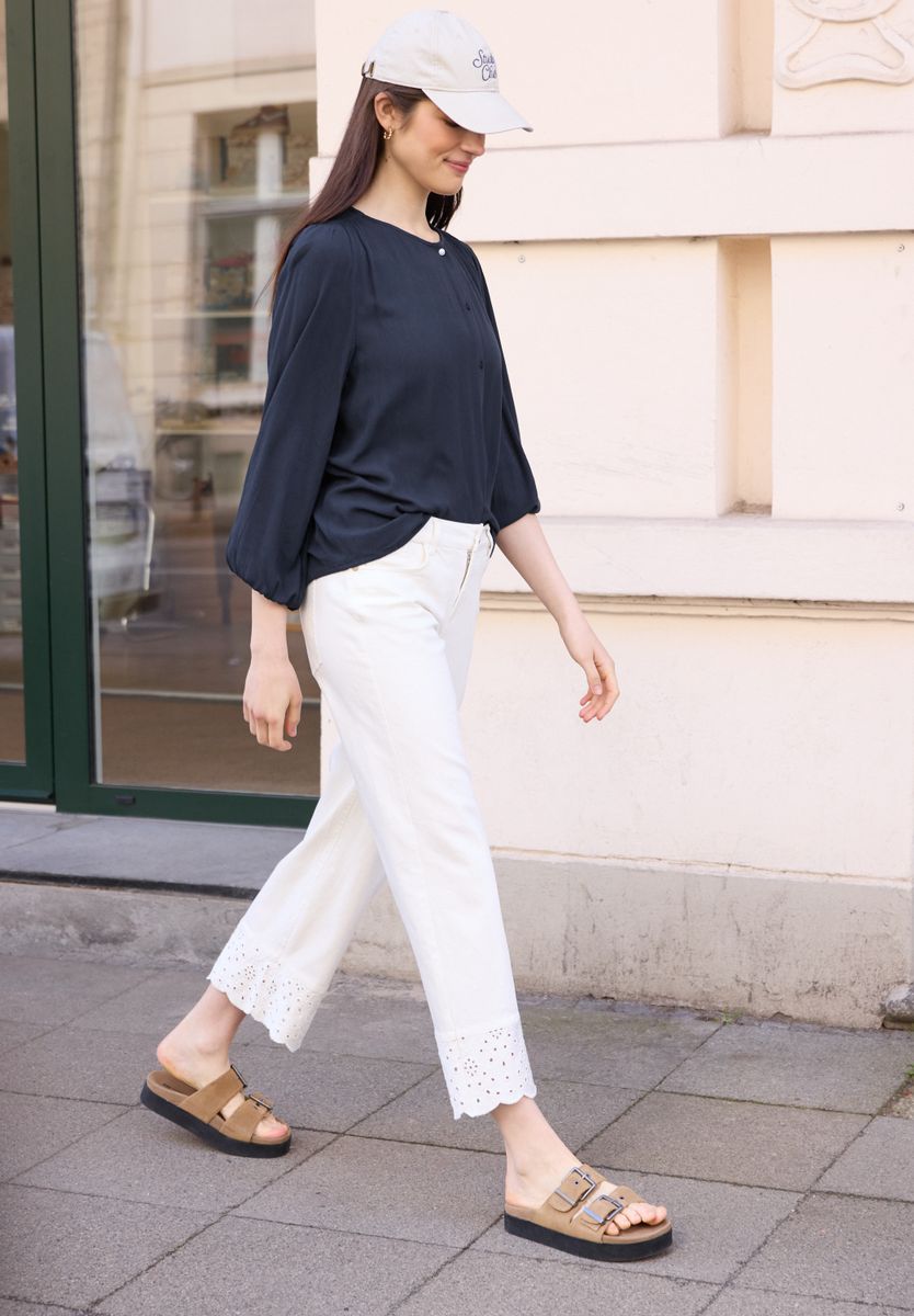 3/4-Arm Bluse mit Rundhals und Knöpfen
