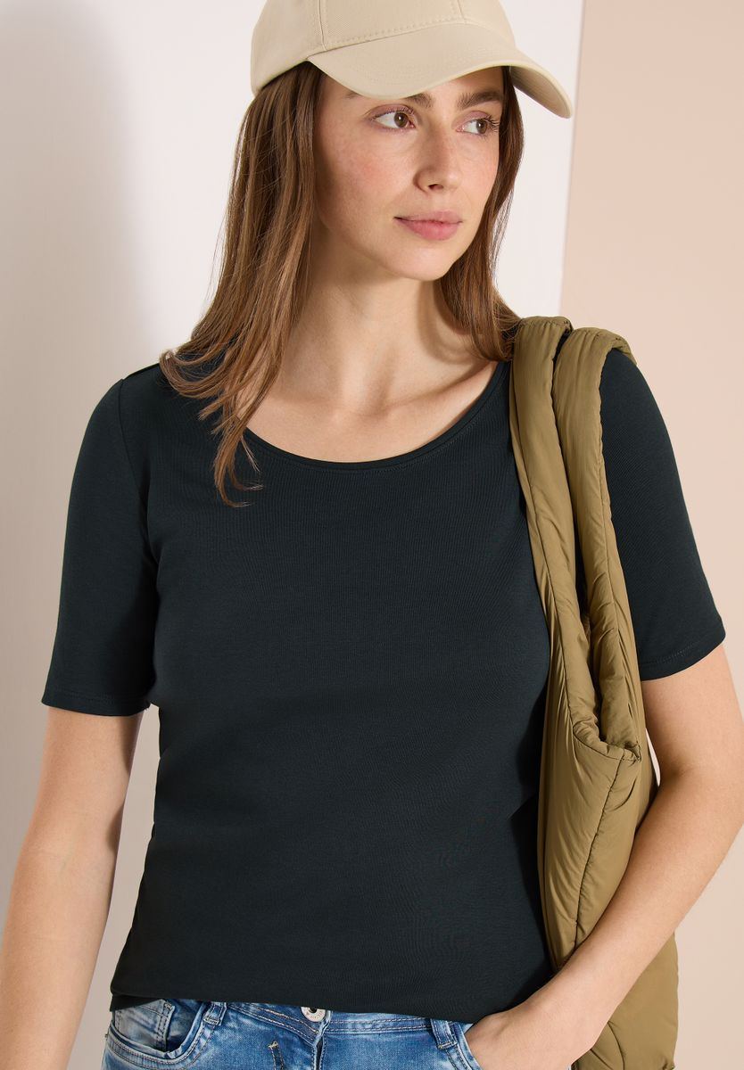 Basic T-Shirt mit Rundhals in Unifarbe