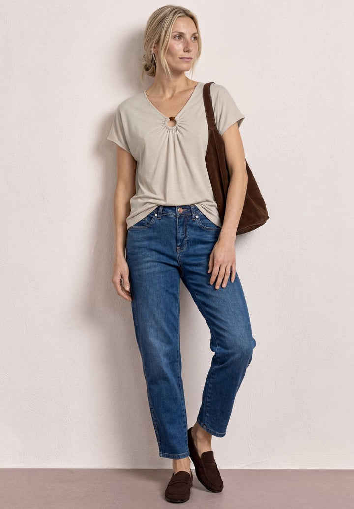 Silk-Look Shirt mit V-Neck und Deko-Detail