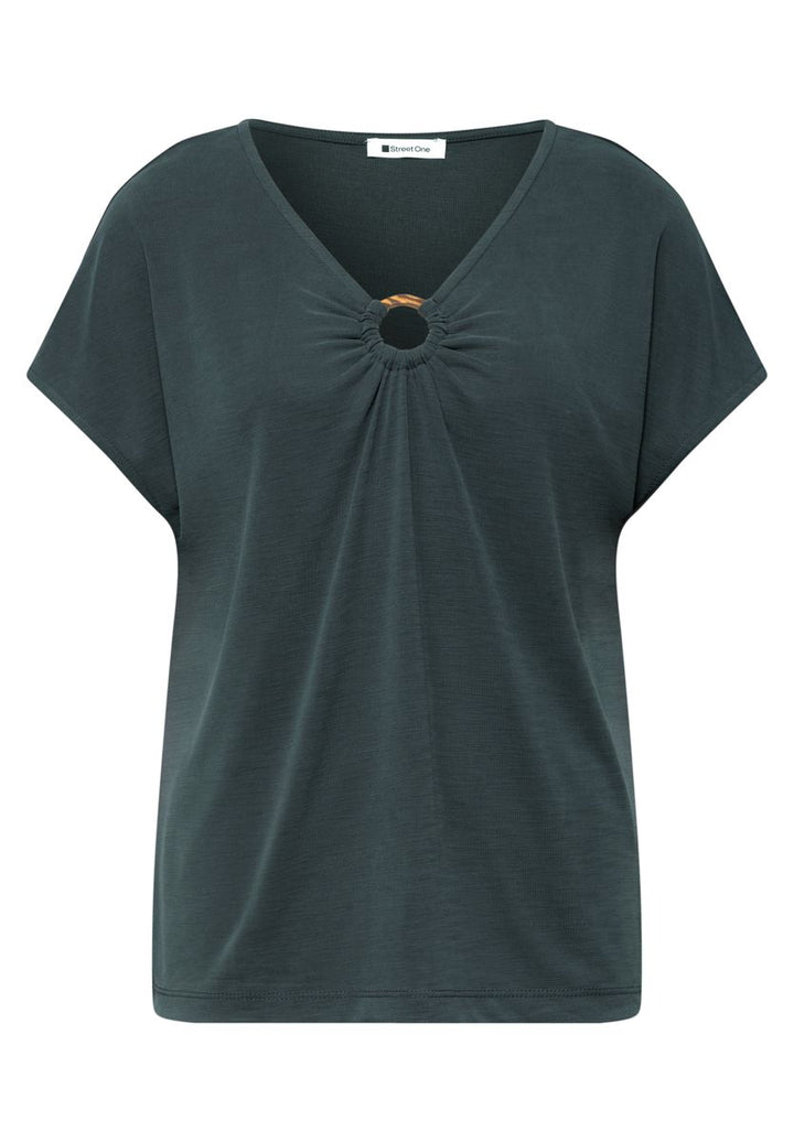 Silk-Look Shirt mit V-Neck und Deko-Detail