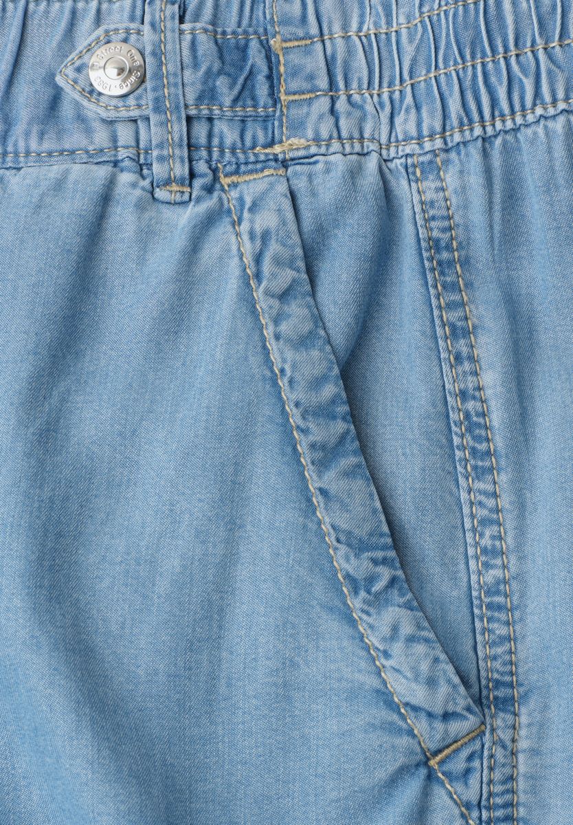 High Waist Wide Leg Hose mit Knopfdetails