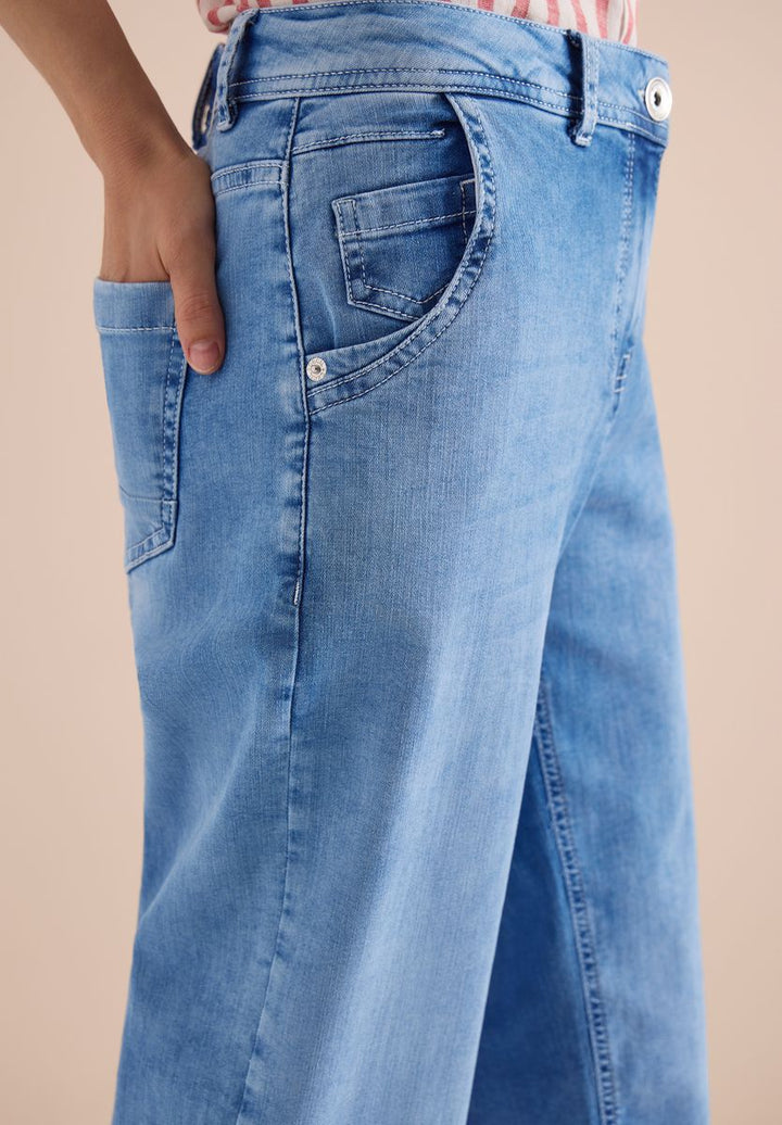 High Waist Barrel Leg Jeans im Loose Fit