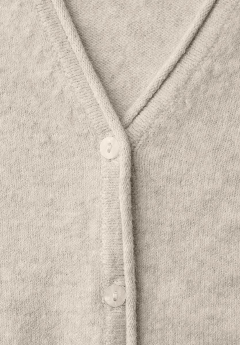 Kuscheliger V-Neck Cardigan