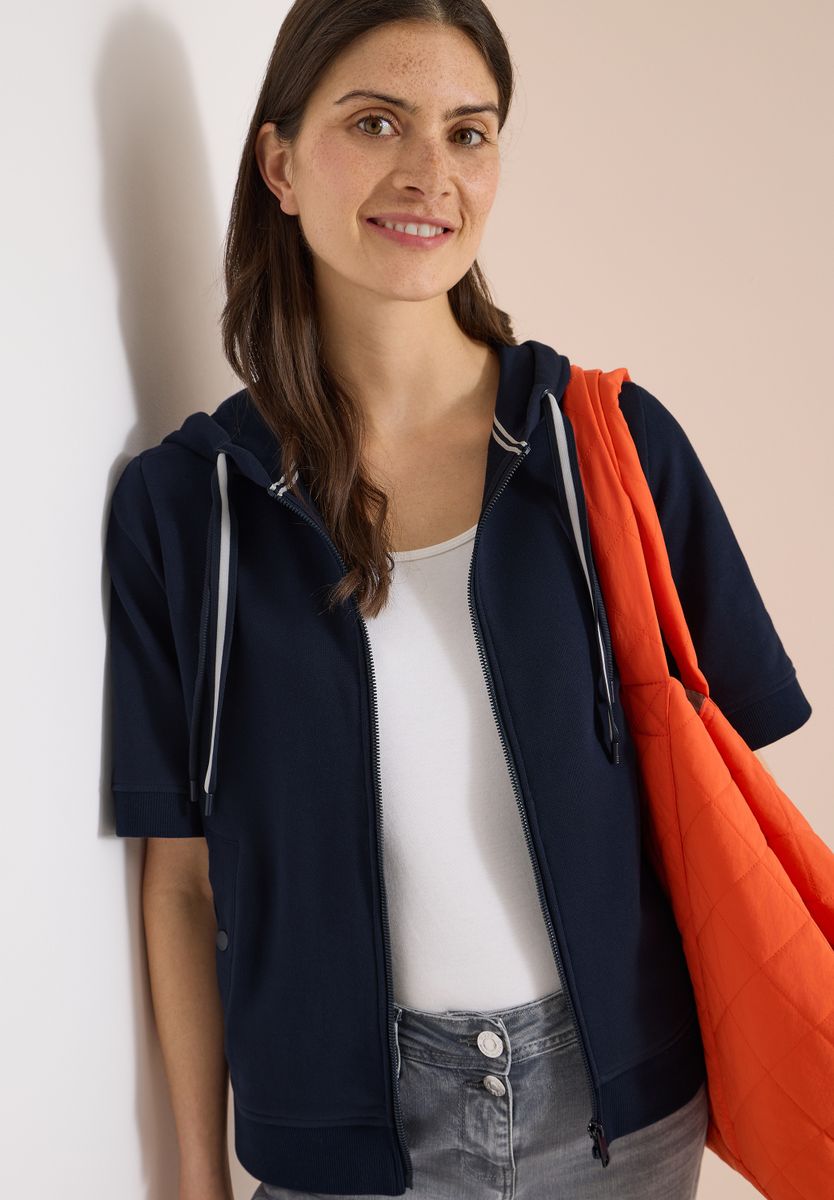 Kurzarm Sweatjacke mit Kapuze
