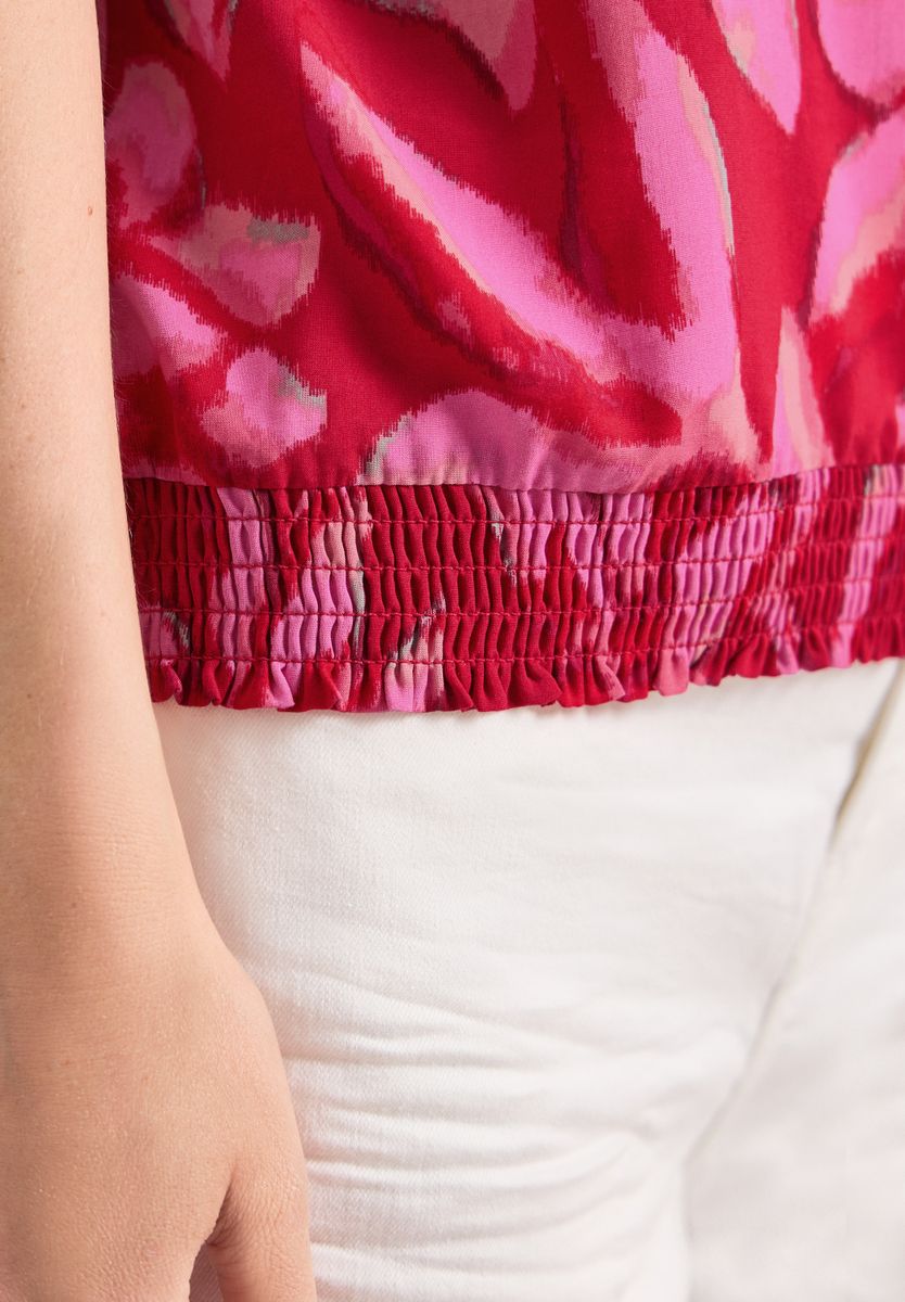 Blusenshirt mit Split Neck und Smokdetail