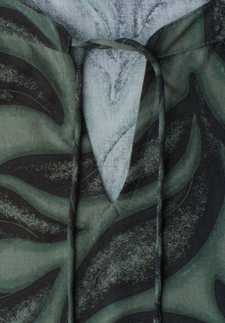 Blusenshirt mit Split Neck und Smokdetail