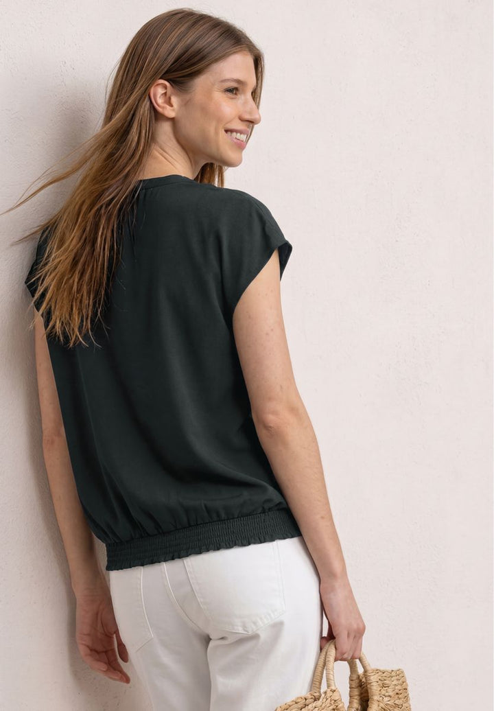 Blusenshirt mit Split Neck und Smokdetail