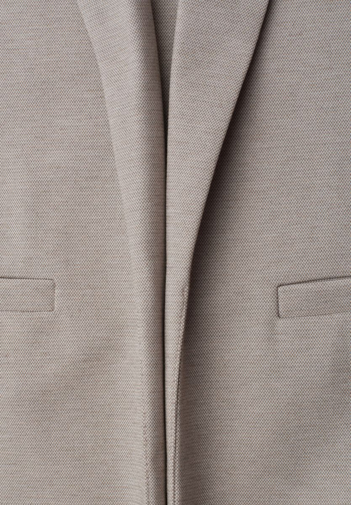 Blazer im langen und offenen Schnitt