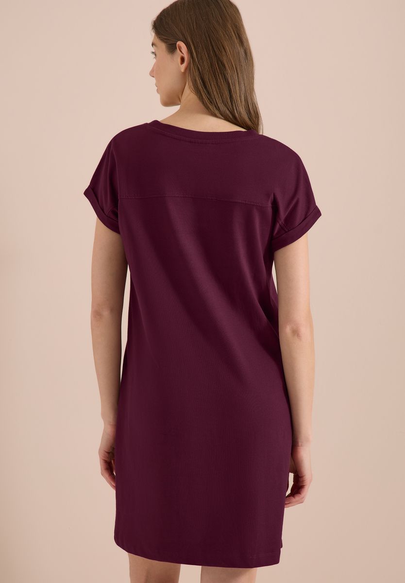 Knielanges Kleid aus Jersey