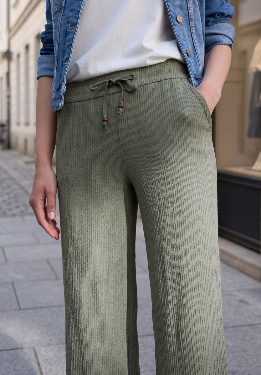 Wide Leg Hose in Crinkle Crash Struktur