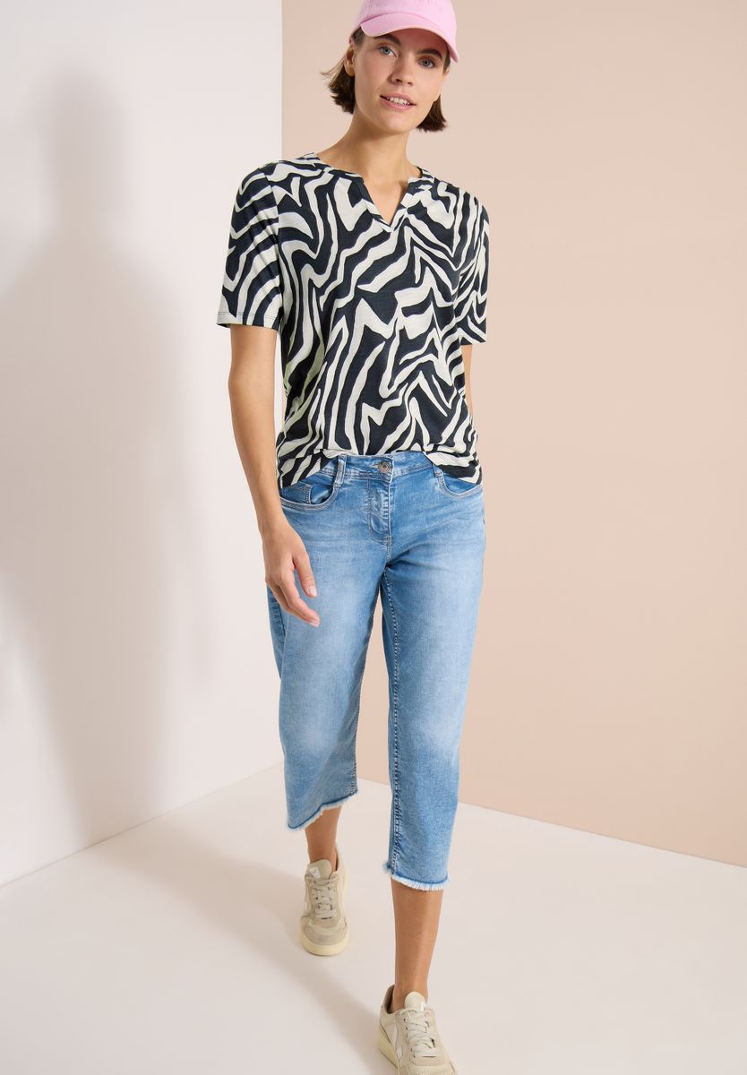 T-Shirt mit Split Neck mit Print
