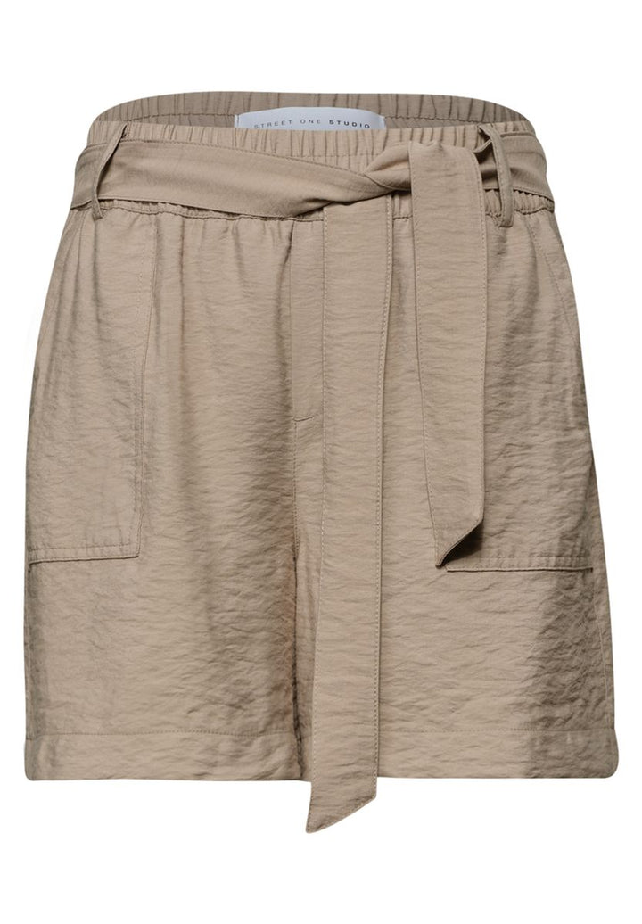 High Waist Shorts mit Gürtel