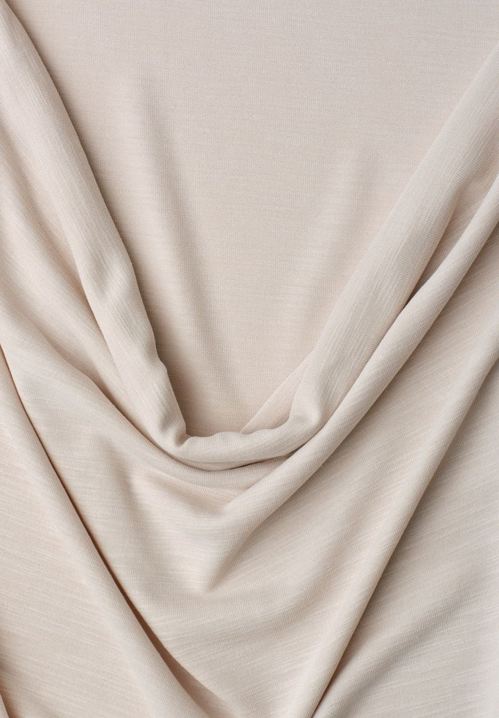Silk-Look Top mit Wasserfall-Ausschnitt