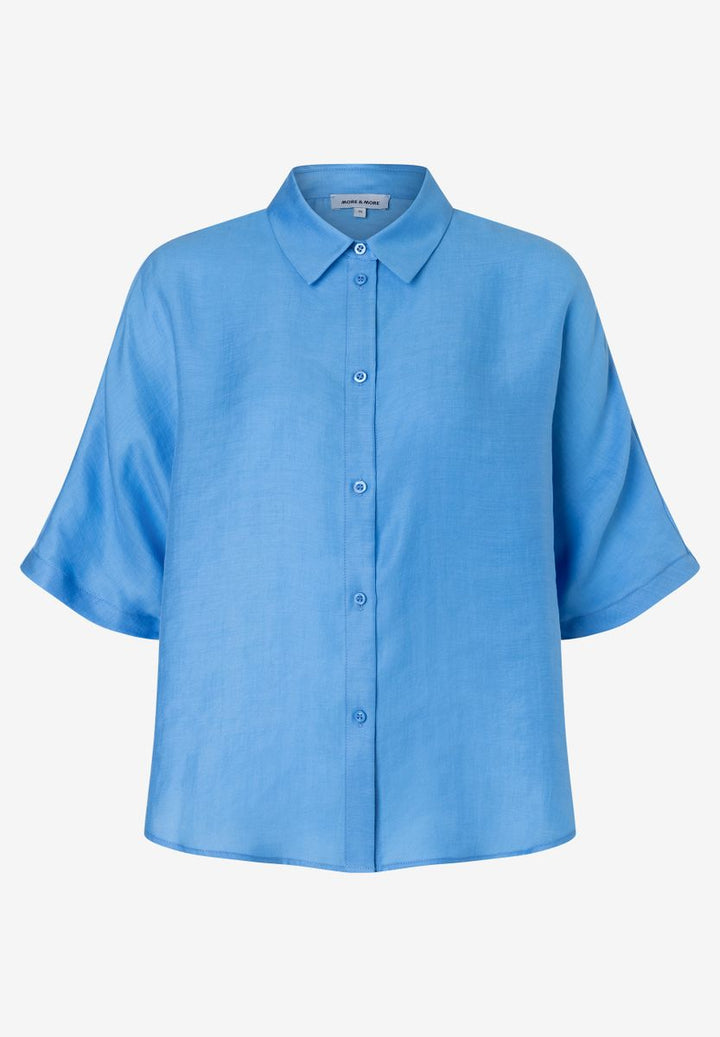 weite Hemdbluse mit Fledermausärmel