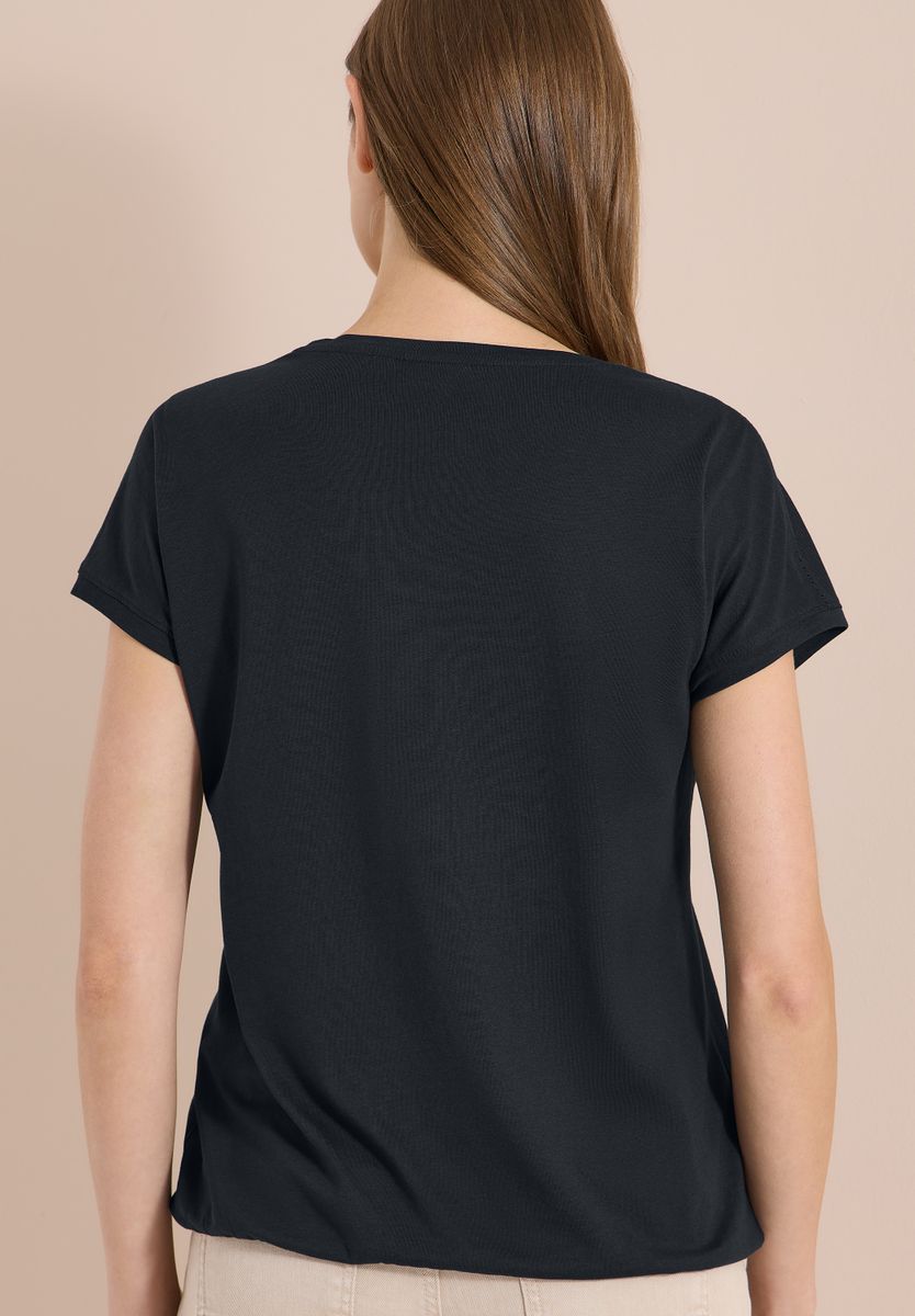 T-Shirt mit V-Neck und Spitzendetail