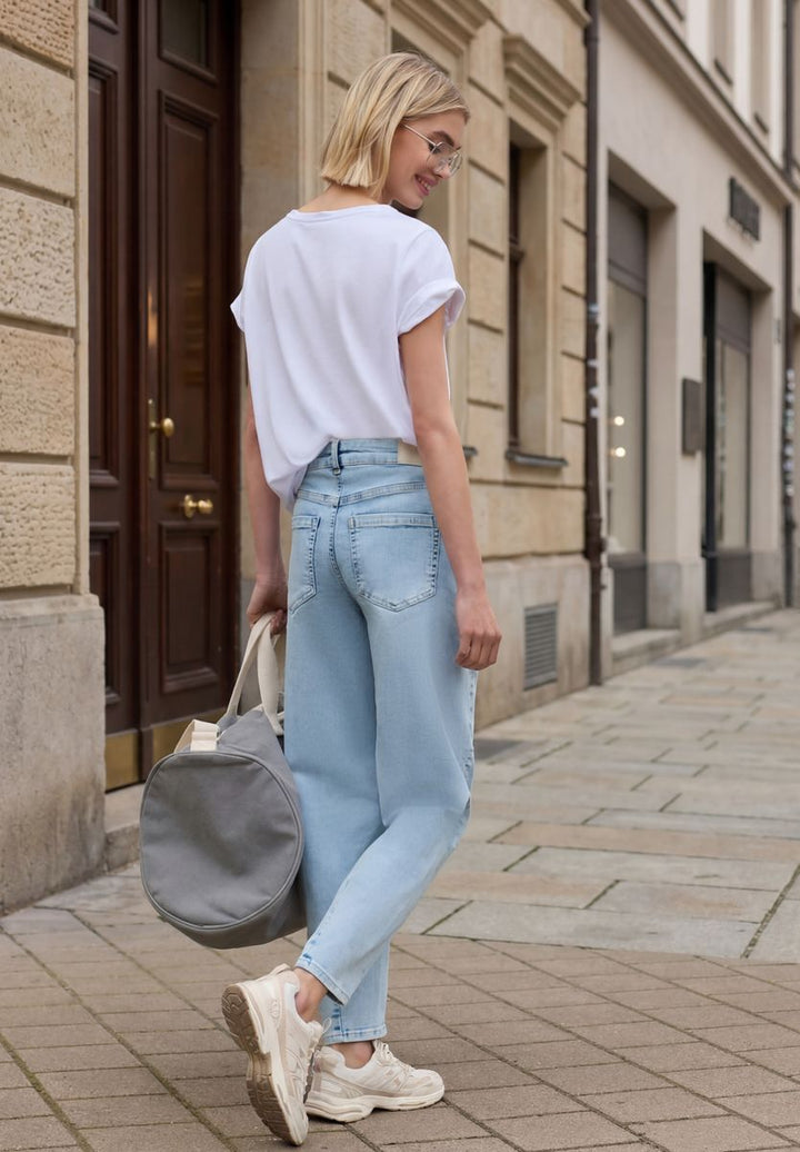 Barrel Leg Jeans im Loose Fit