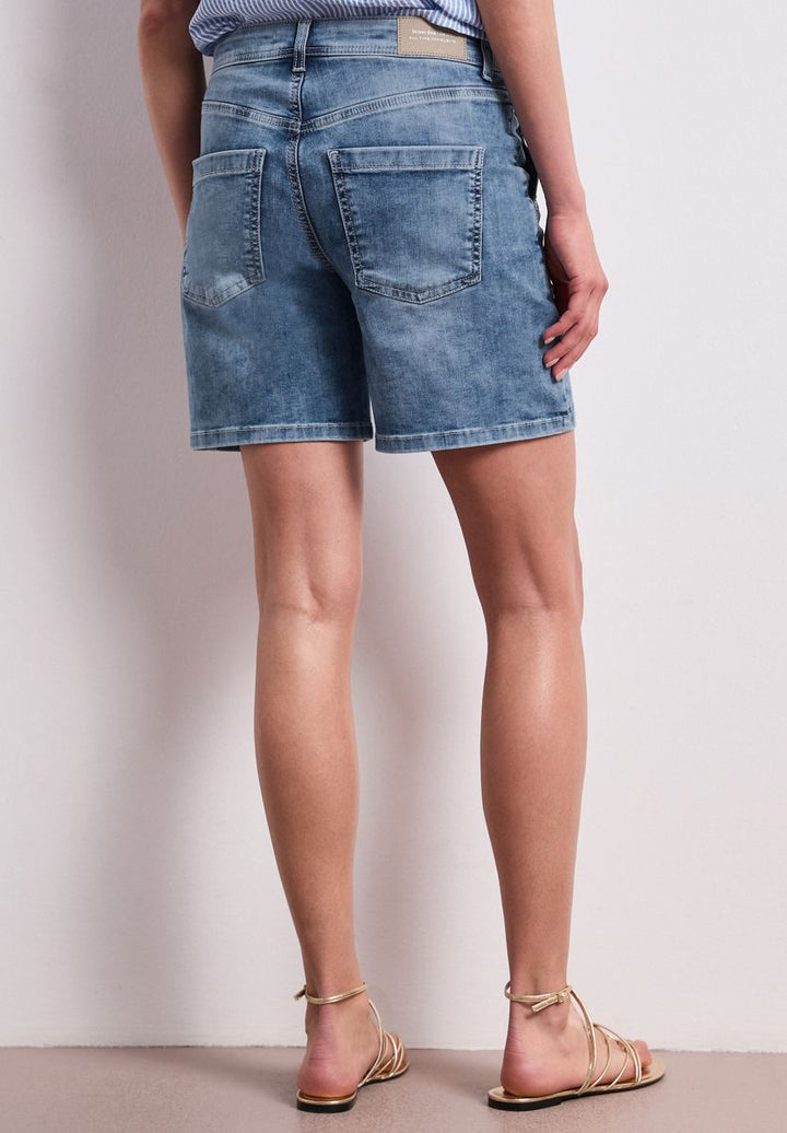 Straight Leg Shorts im Casual Fit